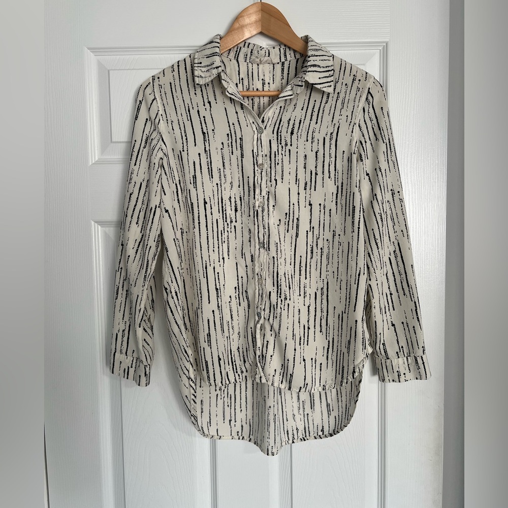 Jane delancey medium size dress shirt